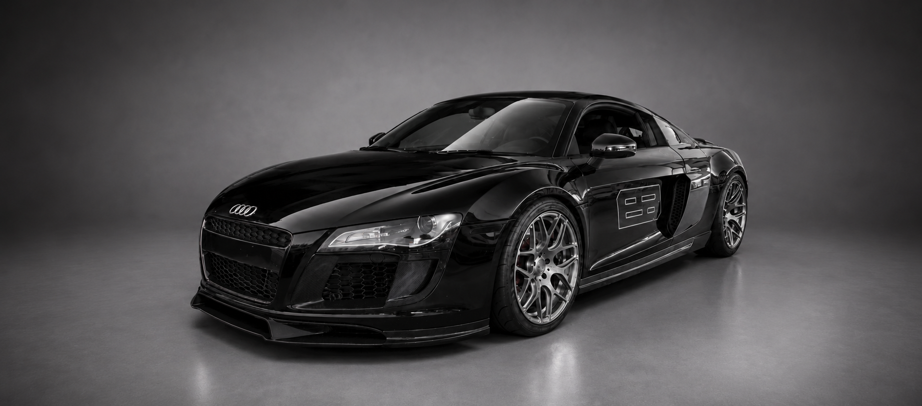 2010 Audi R8 (Gated)