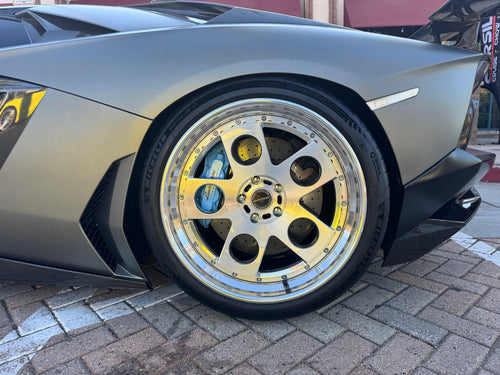 2014 Lamborghini Aventador