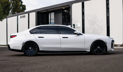 2026 BMW 740i
